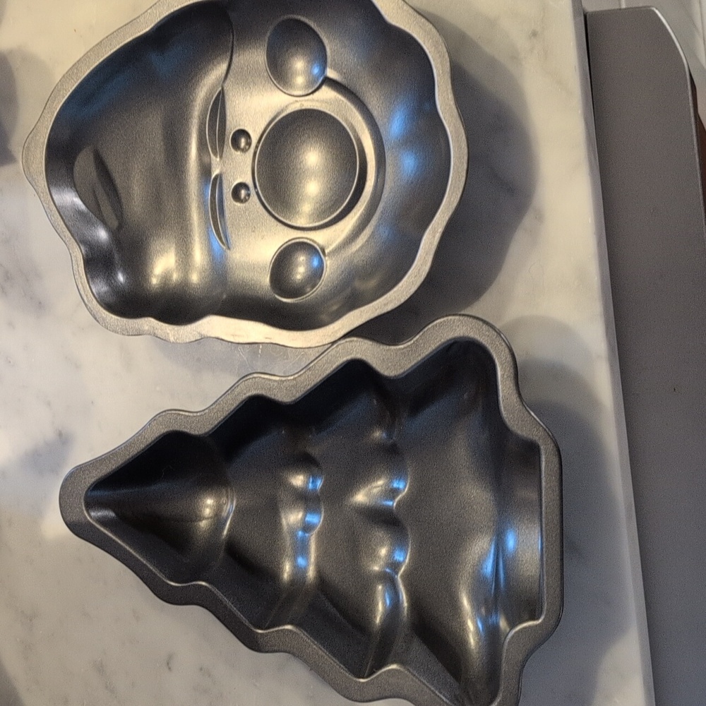 Christmas baking pans